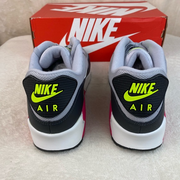 Nike Air Max 90 Essential Grey Pink - Picture 4 of 7